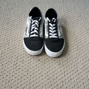 Limited floral ward vans